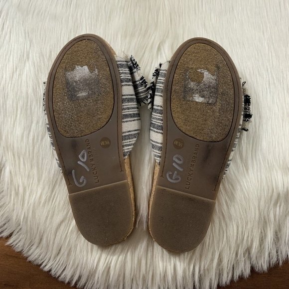 Lucky Brand Size 6 M Black Stripe Fabric Bow Cork Floritan Slip On Sandal Flats - Picture 8 of 9